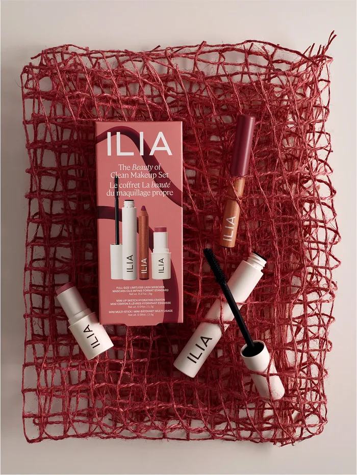 The Beauty of Clean Makeup Set - Image 2