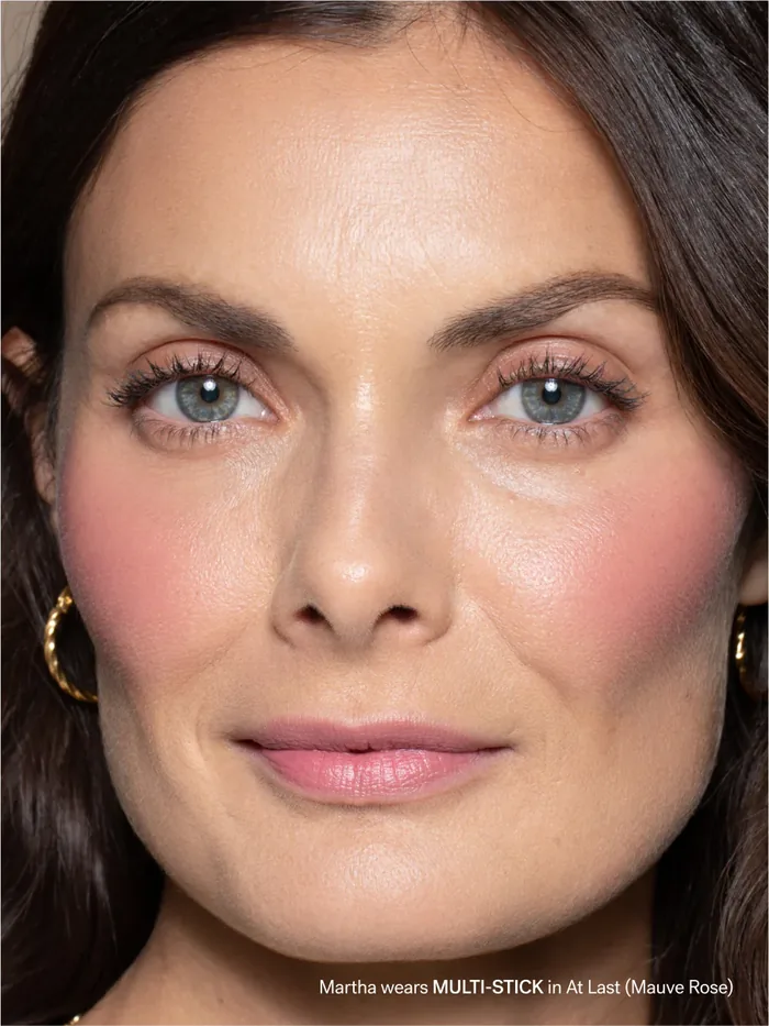 The Beauty of Clean Makeup Set - Image 3