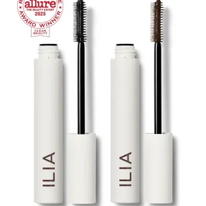 Mascara is a Moment Set