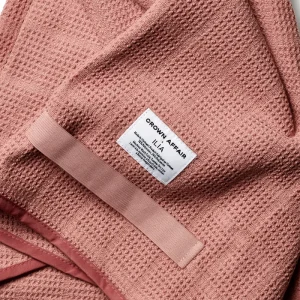Alternative view of Crown Affair x ILIA—The Pink Towel